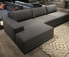 Photo №1 - BL 102 corner sofa with headrests