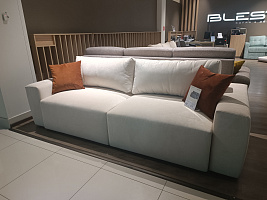 Photo №1 - Novoli straight sofa