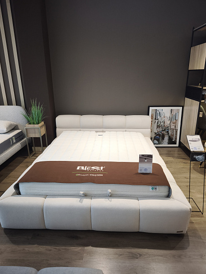 Photo - Solomia 160x200 bed with a niche