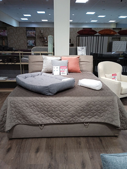 Photo - Селеста 160x200 bed with high legs and a niche for linen