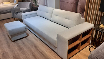 Photo №1 - Barry M straight sofa with shelf